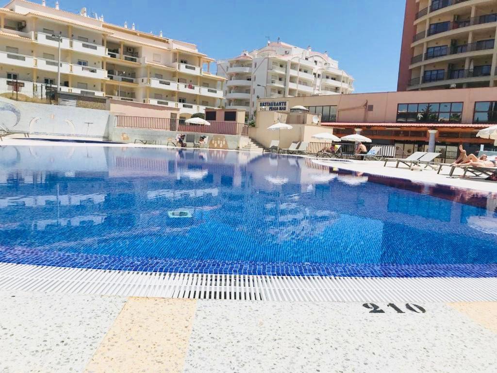 波尔蒂芒Apartamento Clube Praia Mar公寓 外观 照片
